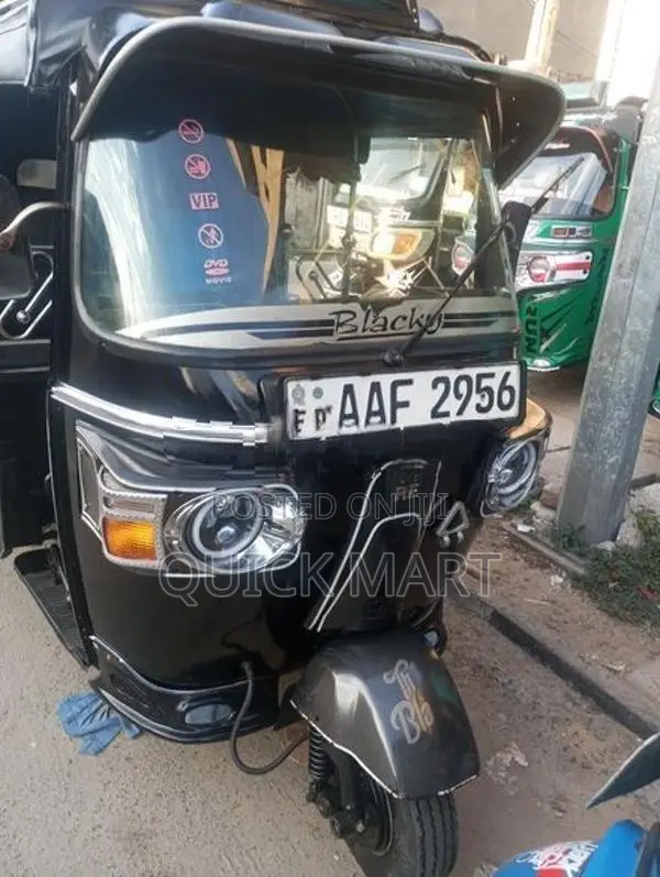 Bajaj RE 2014