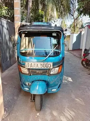 TVS King Three Wheeler 2015