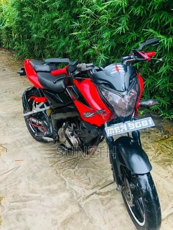 Bajaj Pulsar 150 2016