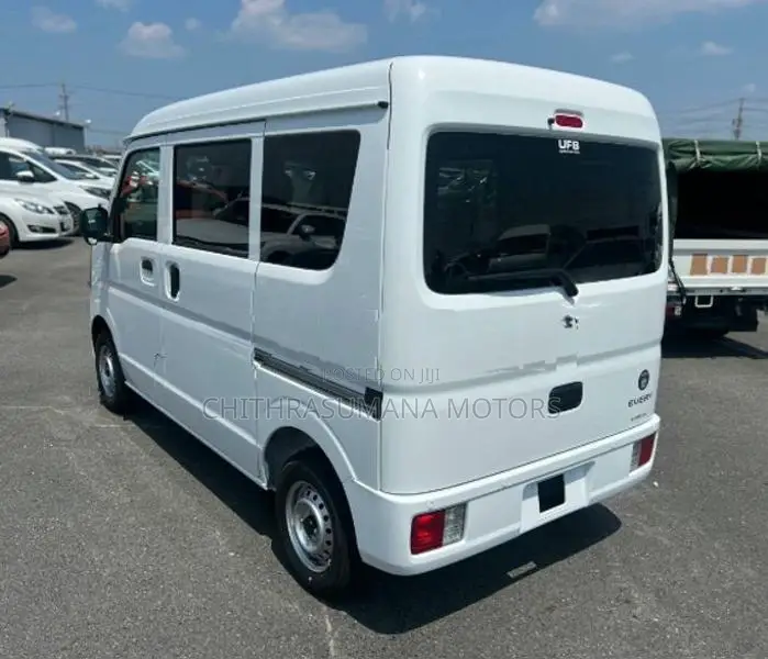 Suzuki Every 2025