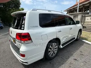 Toyota Land Cruiser Sahara V8 2009