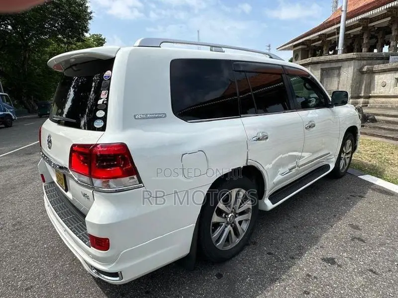 Toyota Land Cruiser Sahara V8 2009