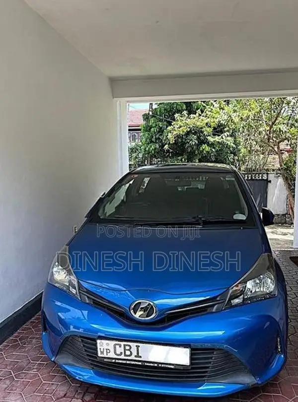 Toyota Vitz 2016