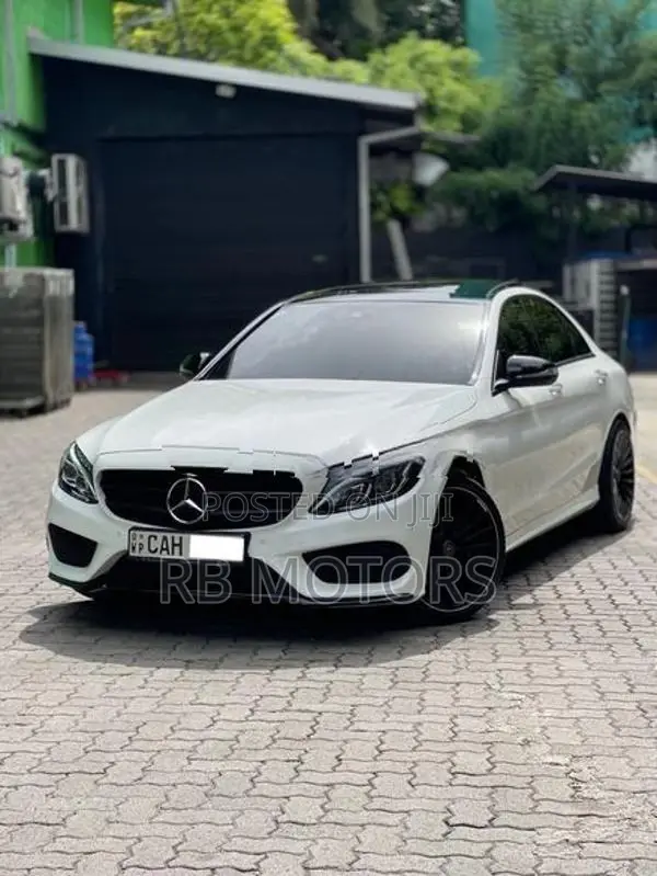 Mercedes Benz C200 AMG Plus 2015