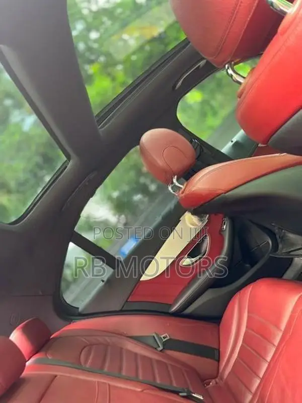 Mercedes Benz C200 AMG Plus 2015