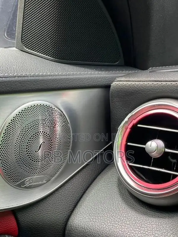 Mercedes Benz C200 AMG Plus 2015
