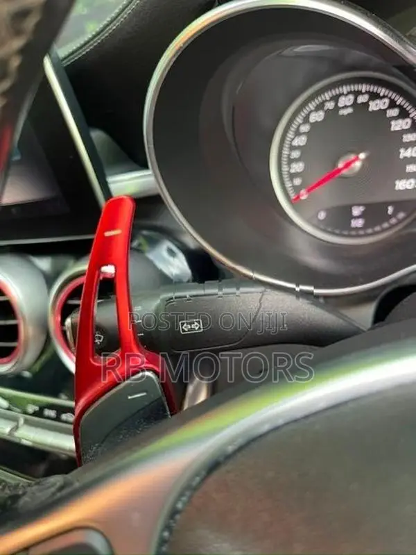 Mercedes Benz C200 AMG Plus 2015