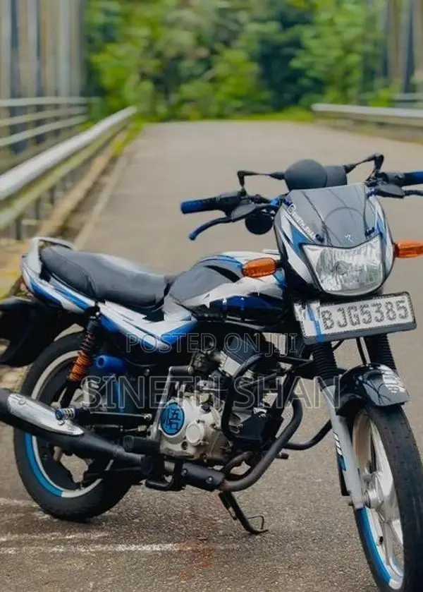 Bajaj CT100 2024