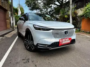 Honda Vezel Z Play Premium 2026