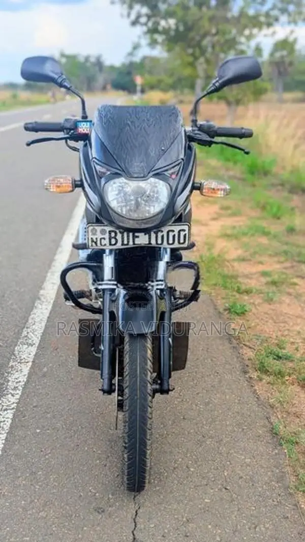 Bajaj Pulsar 150 2015