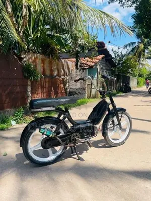 Piaggio 2000