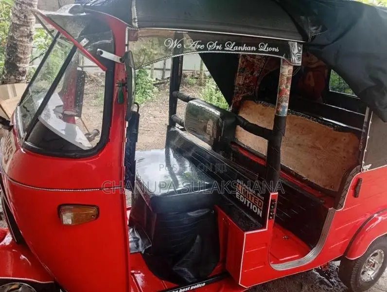 Bajaj RE 1998