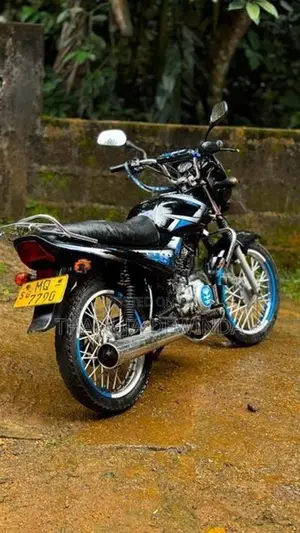 Bajaj CT100 2006