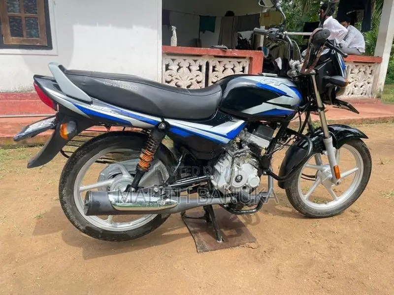 Bajaj CT100 2025