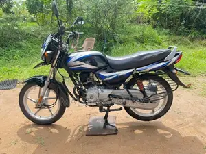 Bajaj CT100 2025
