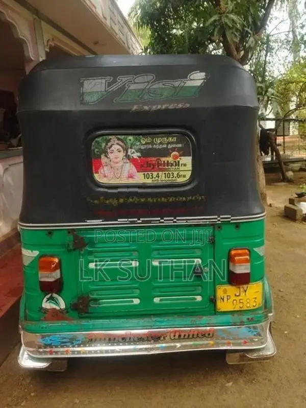 Bajaj RE 2005