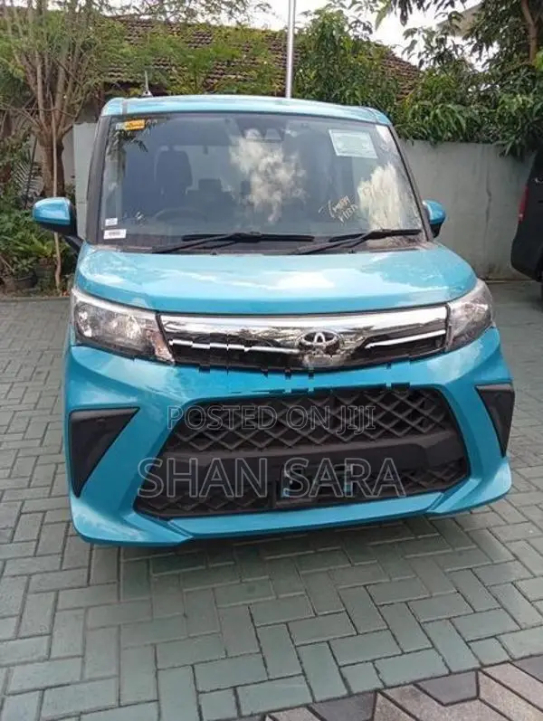 Toyota Roomy X 2023