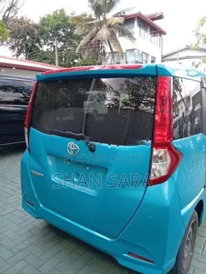 Toyota Roomy X 2023