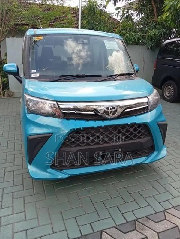 Toyota Roomy X 2023