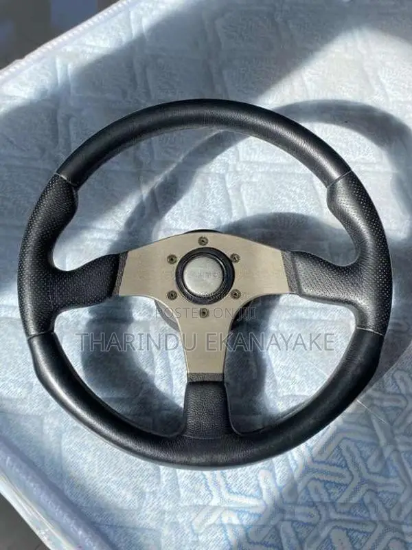 MOMO Race steering wheel for All