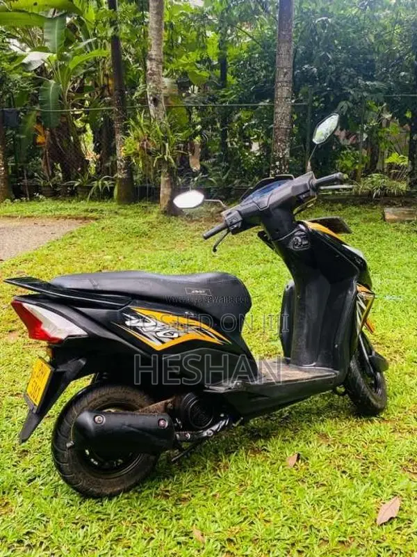 Honda Dio Digital Meater 2019 Motorbike (Used)