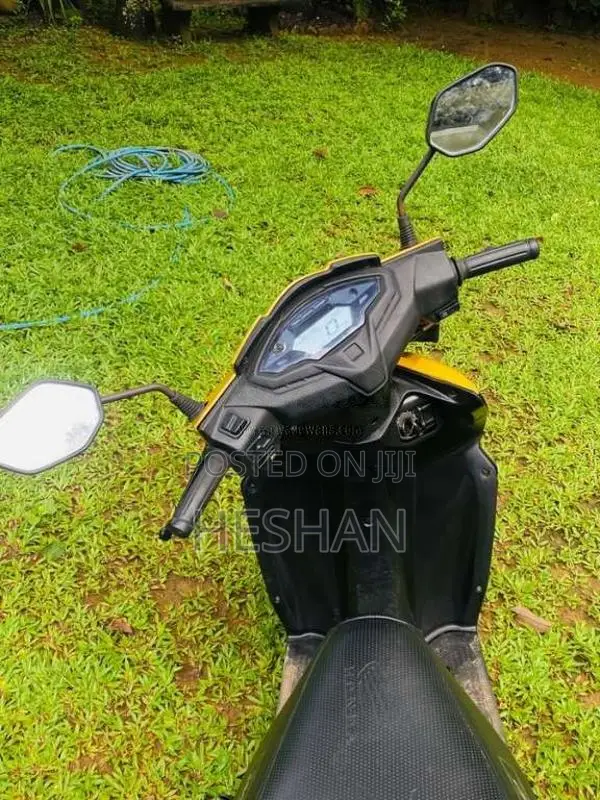 Honda Dio Digital Meater 2019 Motorbike (Used)