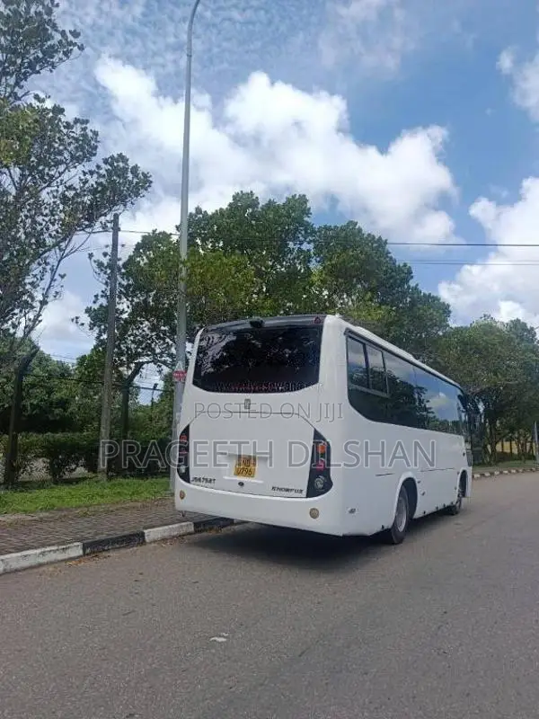 Micro Snowfox 2017 Bus (Used)