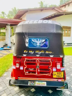Bajaj Re 2015 Three Wheel (Used)