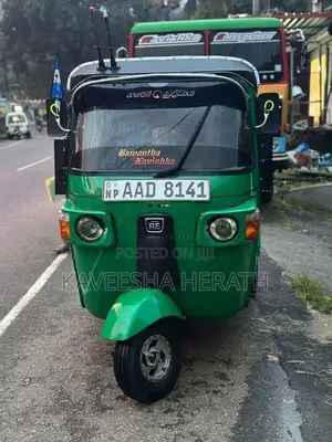 Bajaj RE 205 2013 Three Wheel (Used)