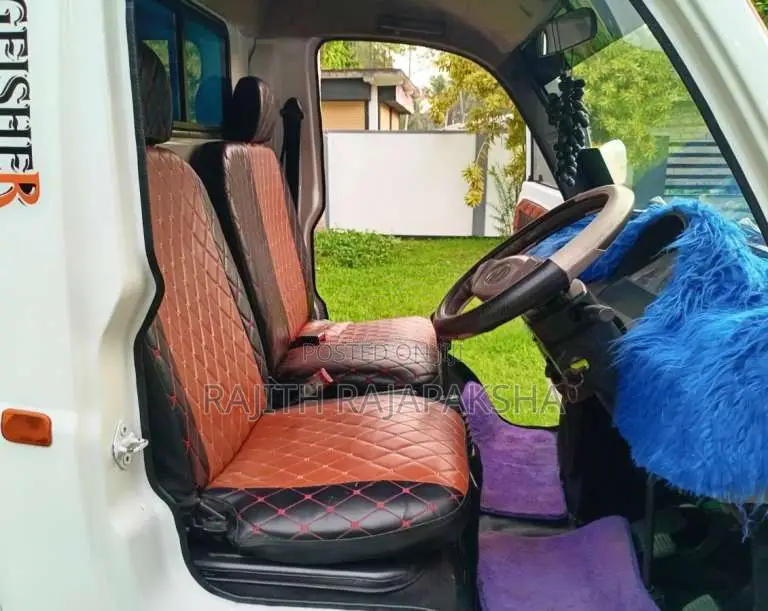 Mahindra Maxximo Plus VX 2014 Lorry (Used)