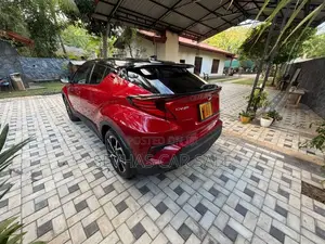Toyota CHR 2019 SUV (Used)