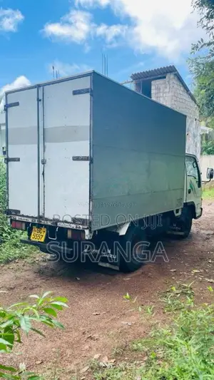 Isuzu ELF 1995 Lorry (Used)
