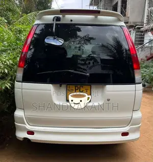 Toyota Noah 2007 Van (Used)