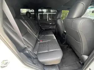 Toyota Land Cruiser Prado 250 VX 2025 SUV (Used)