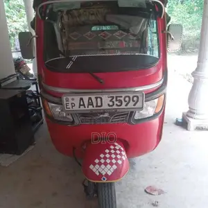 TVS King 2012 Three Wheel (Used)