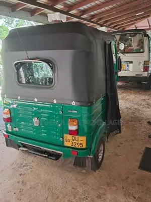 Bajaj 2 Stroke 2009 Three Wheel Unregistered (Recondition)