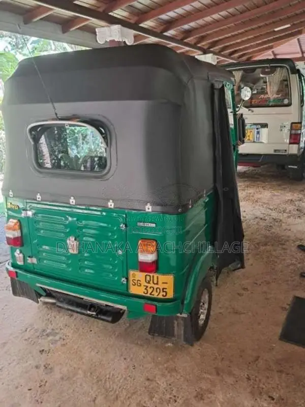 Bajaj 2 Stroke 2009 Three Wheel Unregistered (Recondition)