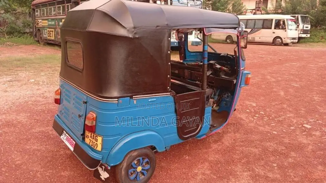 Bajaj RE 2012 Three Wheel (Used)