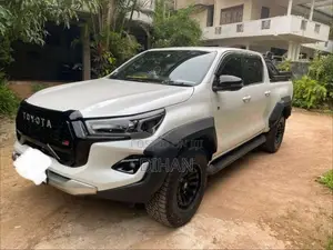 Toyota Hilux 2023 Pickup (Used)