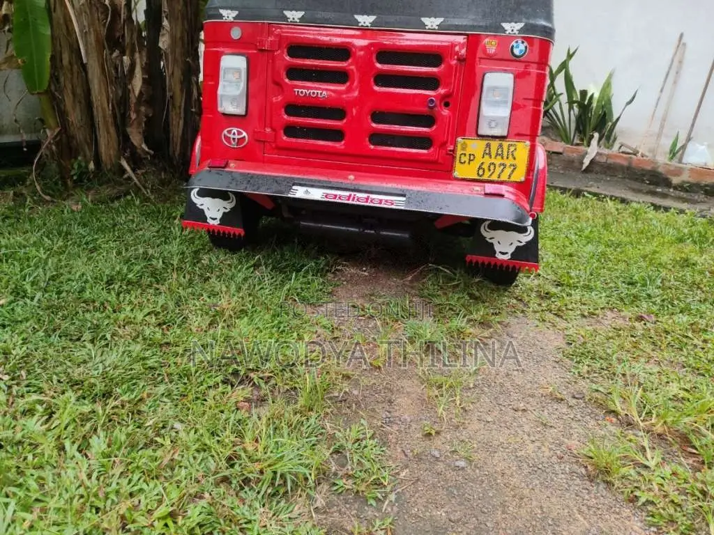 Bajaj RE 2014 Three Wheel (Used)