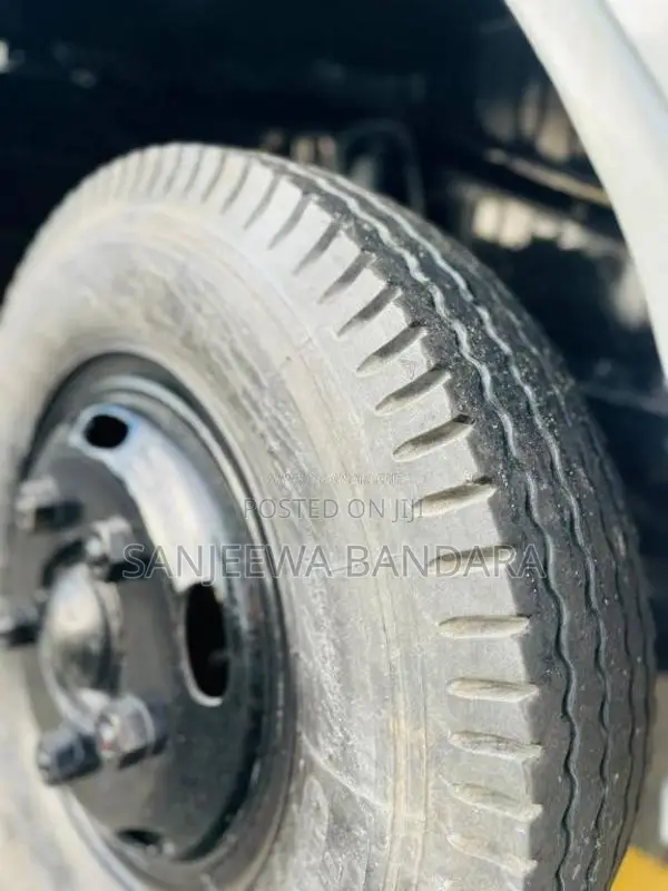 Mitsubishi Cantera 1992 Lorry (Used)