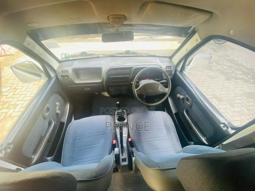 Suzuki Every Da52 2001 Van (Used)