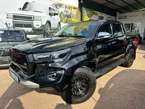 Toyota Hilux 2007 Pickup (Used)