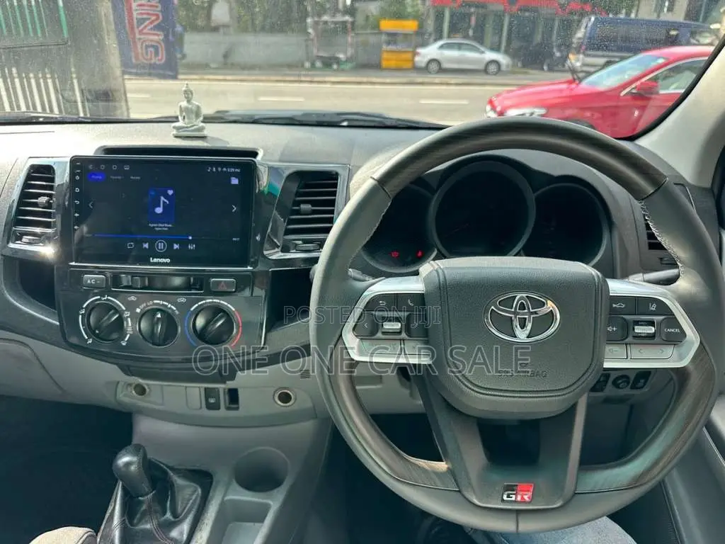 Toyota Hilux 2007 Pickup (Used)