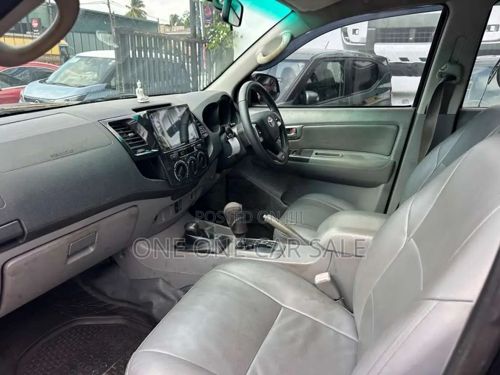 Toyota Hilux 2007 Pickup (Used)