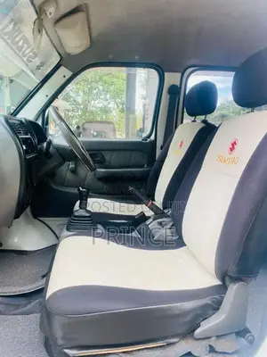 Suzuki Every 2001 Van (Used)