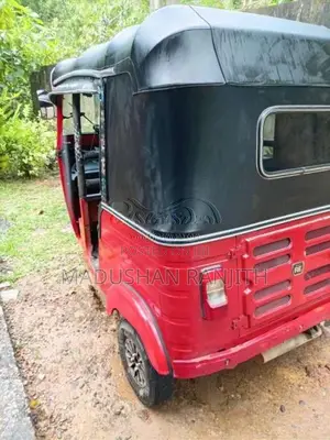 Bajaj RE 205 2017 Three Wheel (Used)