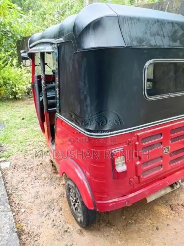 Bajaj RE 205 2017 Three Wheel (Used)