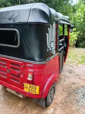 Bajaj RE 205 2017 Three Wheel (Used)