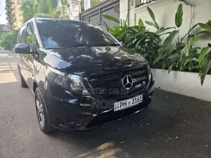 Mercedes-Benz Vito 116 2016 Van (Used)